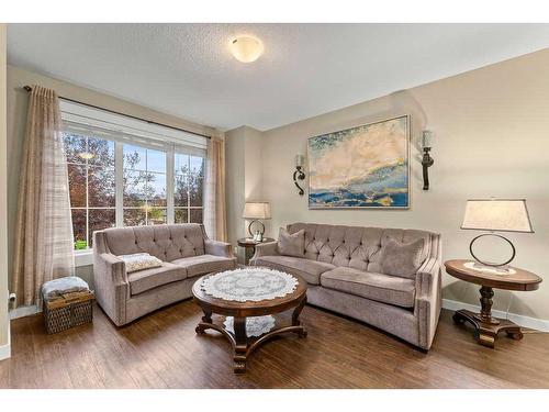 428 Rainbow Falls Drive, Chestermere, AB - Indoor Photo Showing Living Room