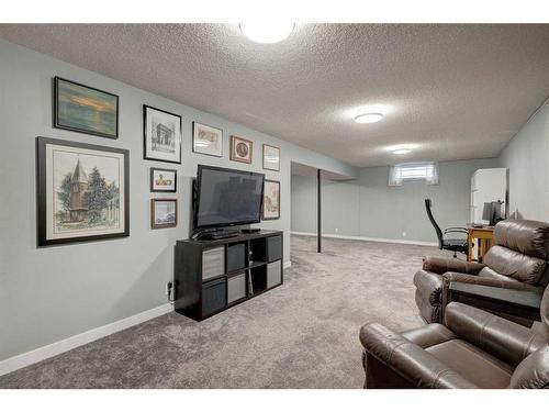 4820 41 Avenue Sw, Calgary, AB - Indoor