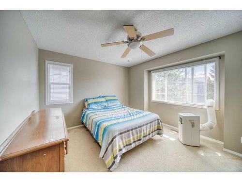 268 Stonemere Place, Chestermere, AB - Indoor Photo Showing Bedroom