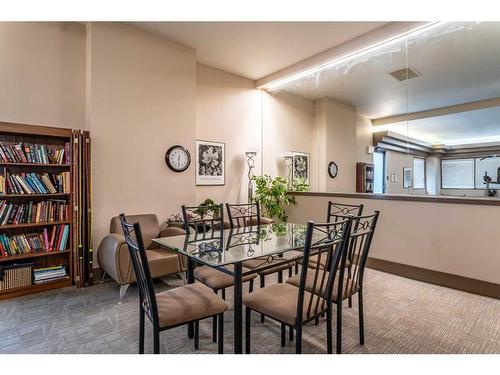 1303-225 25 Avenue Sw, Calgary, AB - Indoor Photo Showing Dining Room