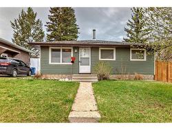 505 42 Street SE Calgary, AB T2A 3C4