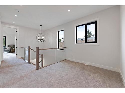 4608 82 Street Nw, Calgary, AB - Indoor Photo Showing Other Room