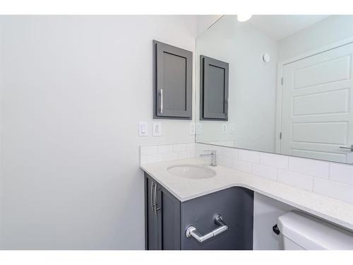 94 Edith Green Nw, Calgary, AB - Indoor Photo Showing Bathroom