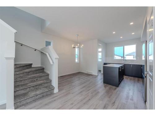 94 Edith Green Nw, Calgary, AB - Indoor Photo Showing Kitchen