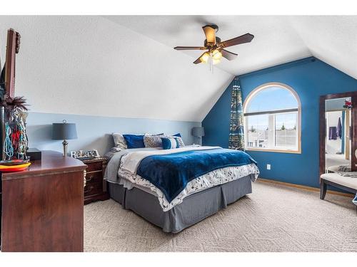 6215 Douglas Place, Olds, AB - Indoor Photo Showing Bedroom