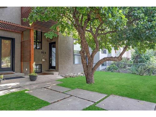 914 8 Avenue Se, Calgary, AB - Outdoor