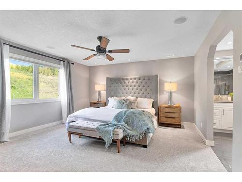 91 Cranbrook Crescent Se, Calgary, AB - Indoor Photo Showing Bedroom