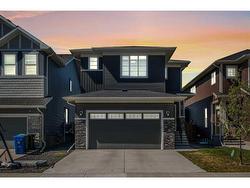 83 Evansfield Close NW Calgary, AB T3P 0K9