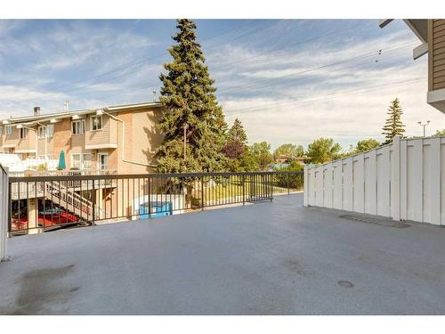 49-116 Silver Crest Drive Nw, Calgary, AB - Outdoor With Balcony