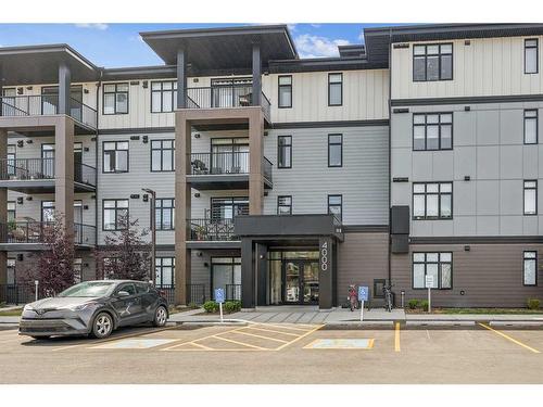 4111-200 Seton Circle Se, Calgary, AB - Outdoor With Facade