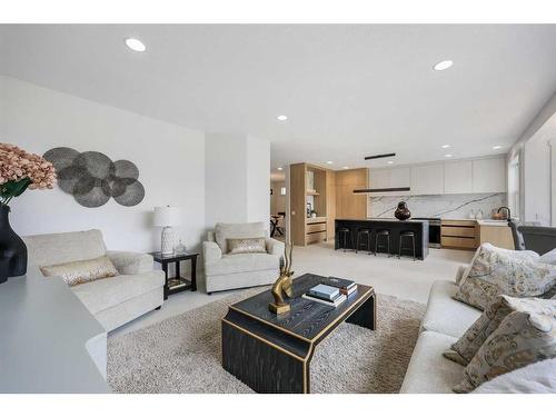 16 Johnson Place Sw, Calgary, AB - Indoor Photo Showing Living Room