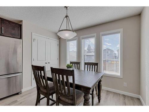 128 Copperpond Parade Se, Calgary, AB - Indoor Photo Showing Dining Room