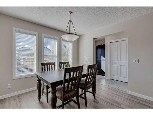 128 Copperpond Parade Se, Calgary, AB - Indoor Photo Showing Dining Room