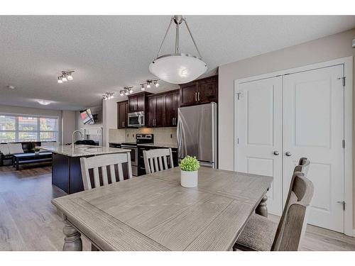 128 Copperpond Parade Se, Calgary, AB - Indoor Photo Showing Dining Room