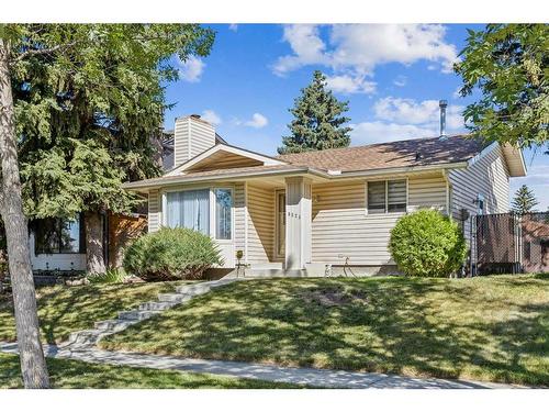 6824 4 Avenue Ne, Calgary, AB - Outdoor