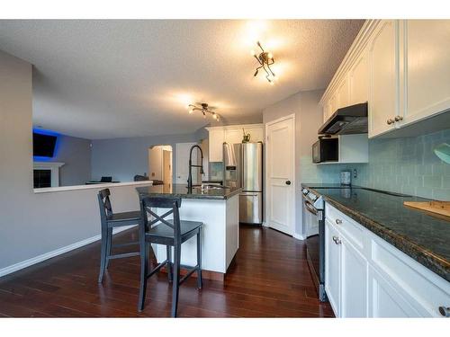 76 Chaparral Road Se, Calgary, AB - Indoor Photo Showing Kitchen