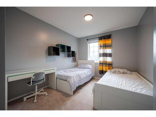 76 Chaparral Road Se, Calgary, AB - Indoor Photo Showing Bedroom