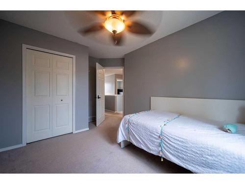 76 Chaparral Road Se, Calgary, AB - Indoor Photo Showing Bedroom