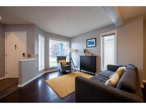 76 Chaparral Road Se, Calgary, AB - Indoor Photo Showing Living Room