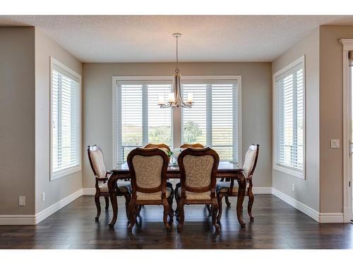 194 Valley Pointe Way Nw, Calgary, AB - Indoor Photo Showing Dining Room