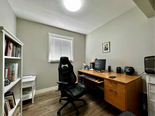 6403 35 Avenue Nw, Calgary, AB - Indoor Photo Showing Office