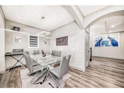 286 Taravista Drive Ne, Calgary, AB - Indoor Photo Showing Dining Room