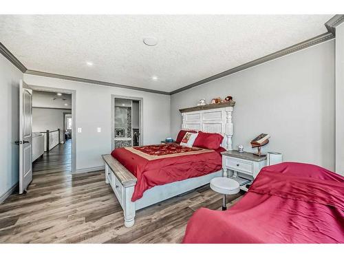 286 Taravista Drive Ne, Calgary, AB - Indoor Photo Showing Bedroom