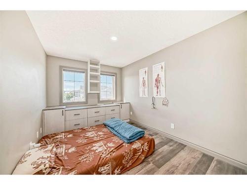 286 Taravista Drive Ne, Calgary, AB - Indoor Photo Showing Bedroom