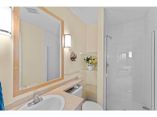 434-22 Richard Place Sw, Calgary, AB - Indoor Photo Showing Bathroom