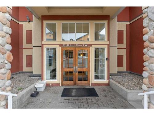 434-22 Richard Place Sw, Calgary, AB - Outdoor With Exterior