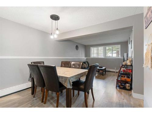 101D-5601 Dalton Drive Nw, Calgary, AB - Indoor Photo Showing Dining Room