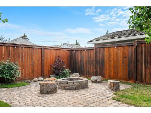 139 Mt Aberdeen Close Se, Calgary, AB - Outdoor