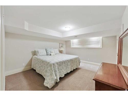 49 Mayfair Road Sw, Calgary, AB - Indoor Photo Showing Bedroom