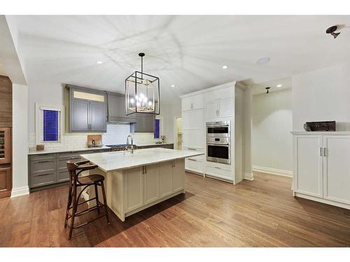 49 Mayfair Road Sw, Calgary, AB - Indoor Photo Showing Kitchen With Upgraded Kitchen