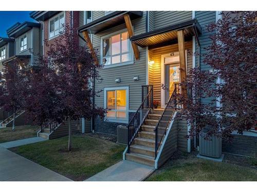 45 Walgrove Plaza Se, Calgary, AB - Outdoor