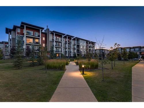 45 Walgrove Plaza Se, Calgary, AB - Outdoor With Balcony With Facade