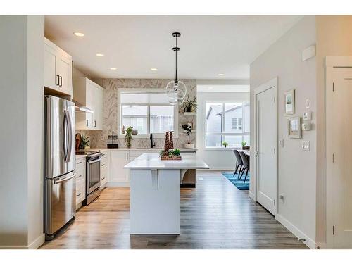 45 Walgrove Plaza Se, Calgary, AB - Indoor Photo Showing Kitchen With Stainless Steel Kitchen With Upgraded Kitchen