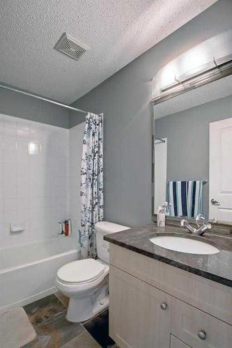 2308-1140 Taradale Drive Ne, Calgary, AB - Indoor Photo Showing Bathroom