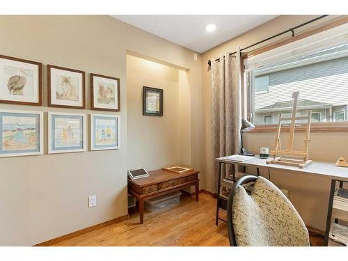 204 Douglas Shore Close Se, Calgary, AB - Indoor Photo Showing Other Room