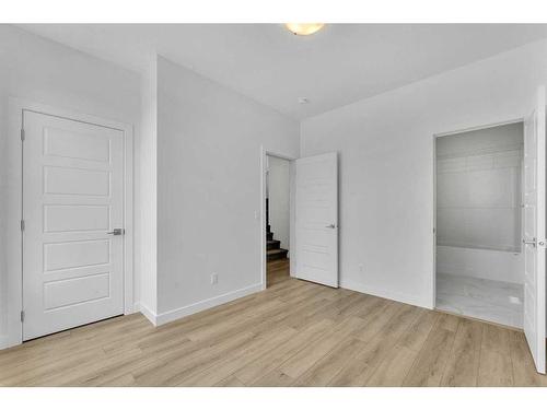 304 Hotchkiss Drive Se, Calgary, AB - Indoor Photo Showing Other Room