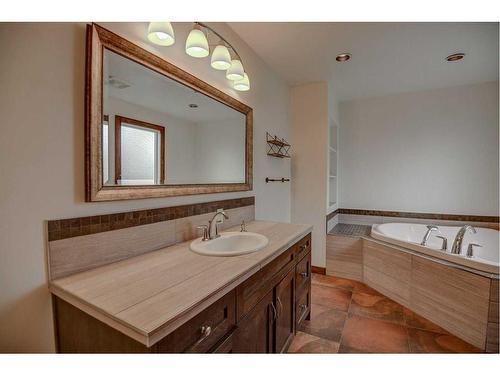 119 Deer Park Place Se, Calgary, AB - Indoor Photo Showing Bathroom