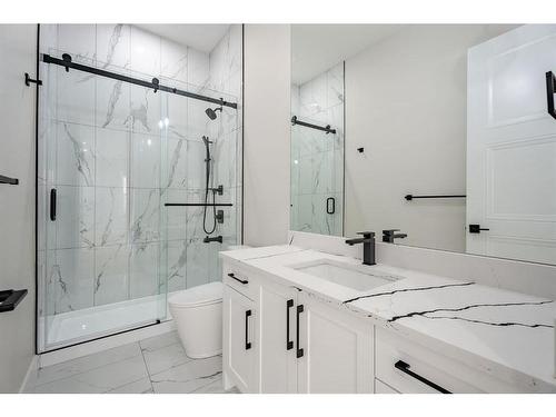 321 Watercrest Place, Chestermere, AB - Indoor Photo Showing Bathroom