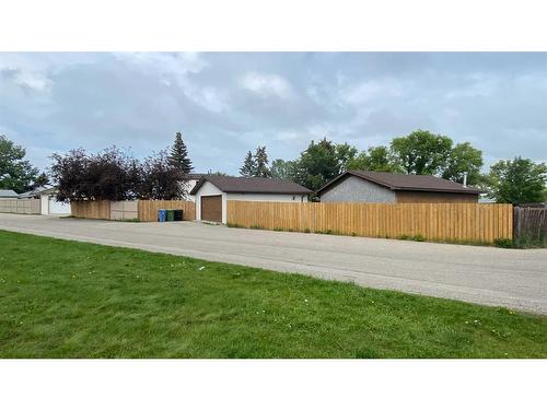 48 Falchurch Crescent Ne, Calgary, AB - Outdoor