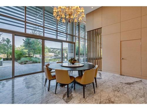 906-738 1 Avenue Sw, Calgary, AB - Indoor Photo Showing Dining Room