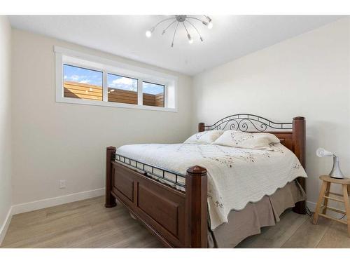 8 Kautz Close, Lyalta, AB - Indoor Photo Showing Bedroom