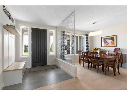 8 Kautz Close, Lyalta, AB - Indoor Photo Showing Dining Room