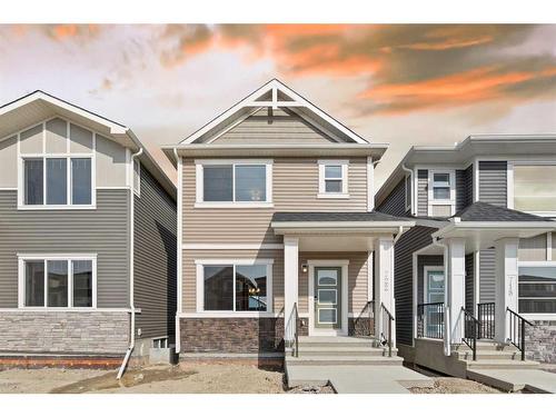 722 Bayview Hill Sw, Airdrie, AB - Outdoor With Facade