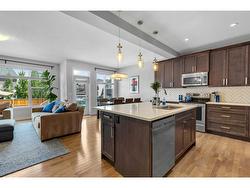 42 Nolanhurst Way NW Calgary, AB T3R 0Z2