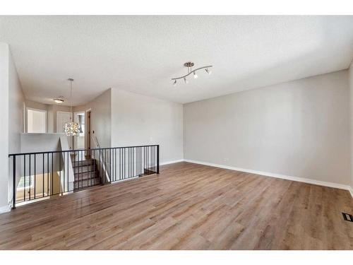 164 Schooner Close Nw, Calgary, AB - Indoor Photo Showing Other Room