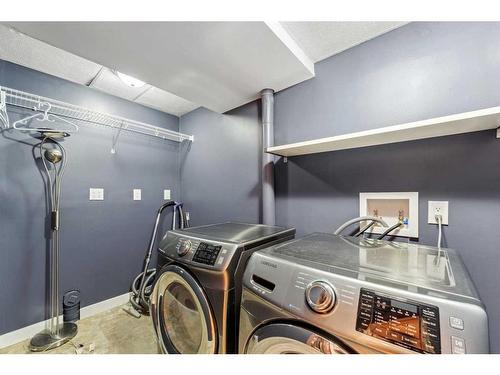 164 Schooner Close Nw, Calgary, AB - Indoor Photo Showing Laundry Room